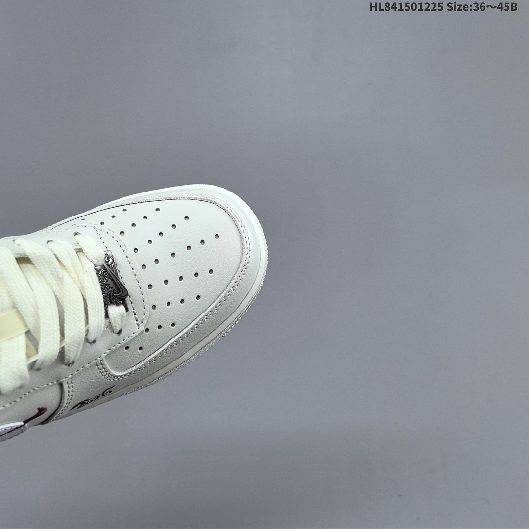 Footwear 244549086 photograph 4