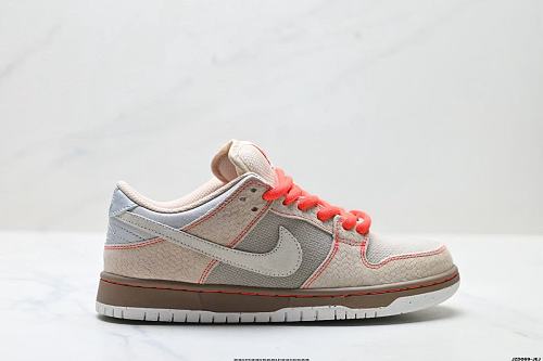 Footwear 241798272