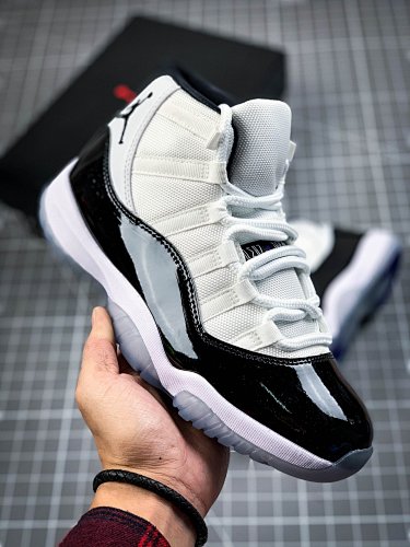 Air Jordan 11 - 184575372