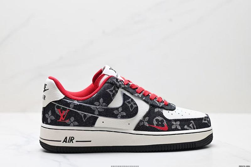 Footwear 241809018