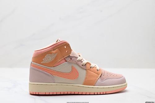 Footwear 242240654