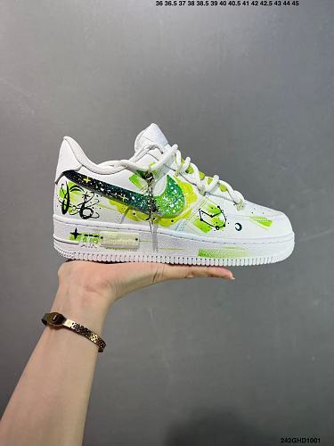 Footwear 241789776