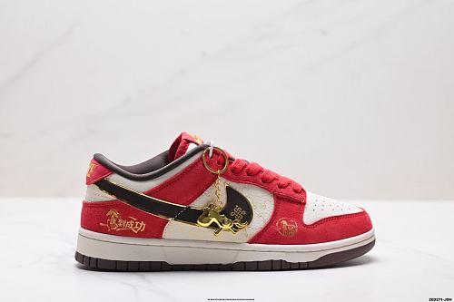 Footwear 241808124