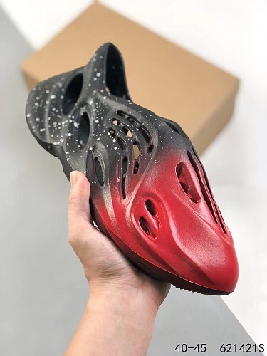 Footwear 242243932