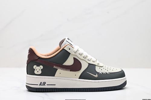 Footwear 241809007