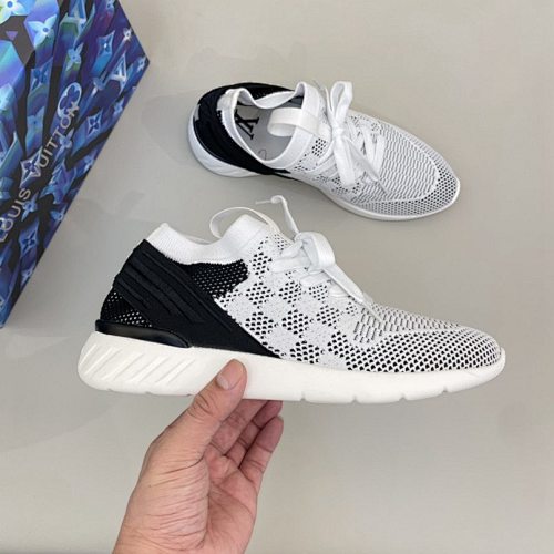 Louis Vuitton Trainer - 183358661