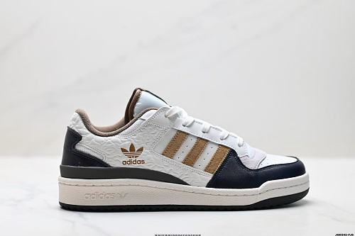 Footwear 242242321