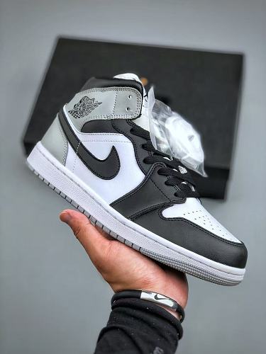 Footwear 242240446
