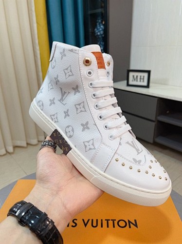 Louis Vuitton Trainer - 183354584