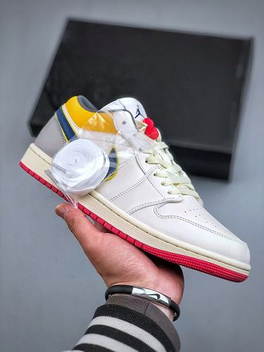 Footwear 242241180