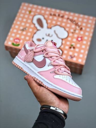 Footwear 241817658