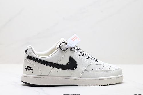 Footwear 241790612
