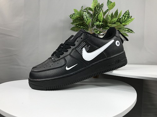 NIKE AIR FORCE 1 - 192806840