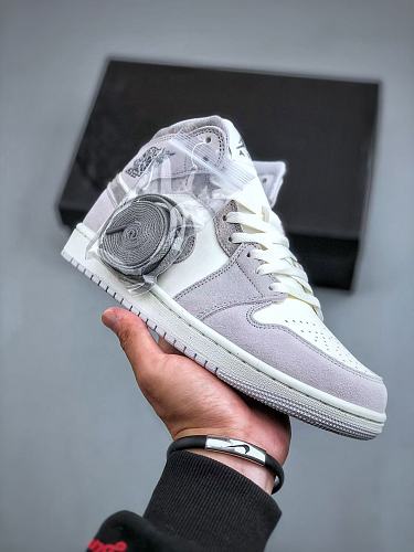 Footwear 242241495