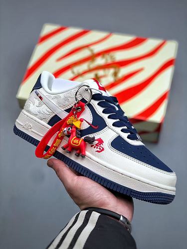 Footwear 241807490