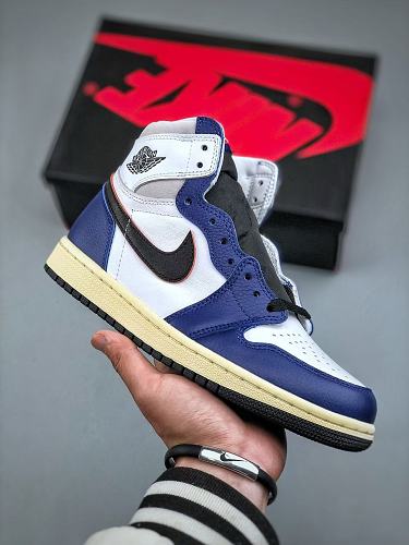 Footwear 242241193