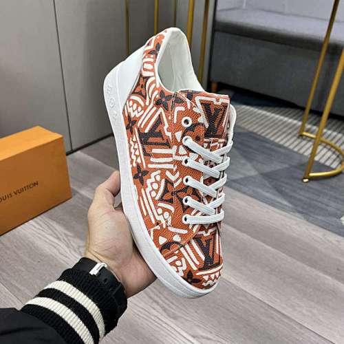 Louis Vuitton Trainer - 183466461
