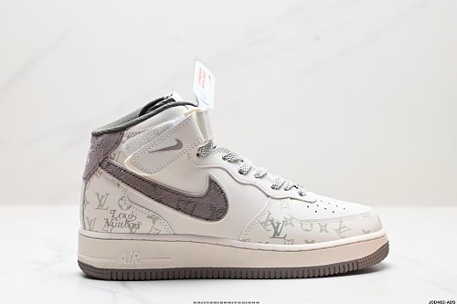 Footwear 241797127