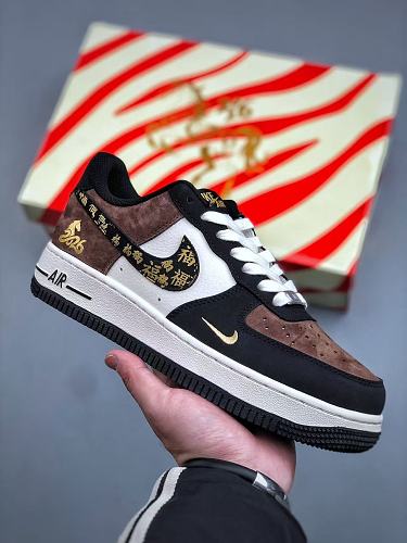 Footwear 241807601