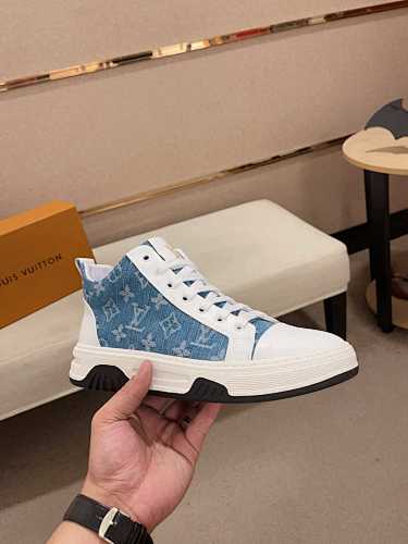 Louis Vuitton Trainer - 183353683