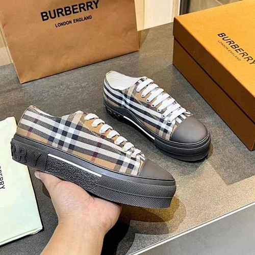 Burberrry - 183346574