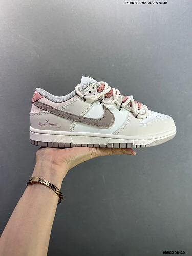 Footwear 241702824
