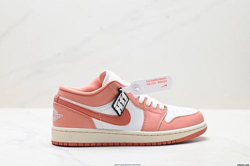 Footwear 242240018