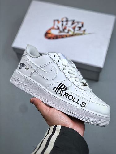 Footwear 241806952