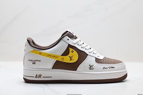 Footwear 241704582