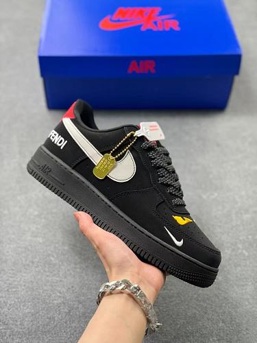 Footwear 241790639