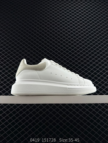 Alexander McQueen - 201150151