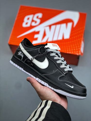 Footwear 241807760