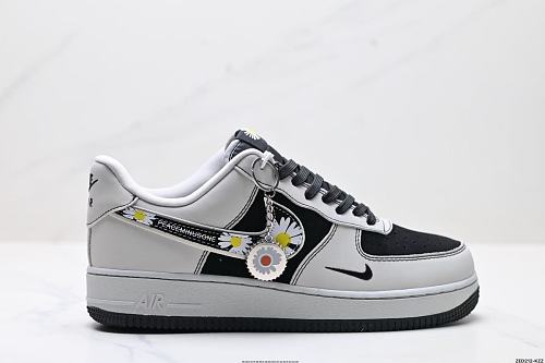 Footwear 241808698