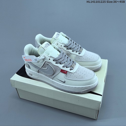 Footwear 244549015 photograph 10
