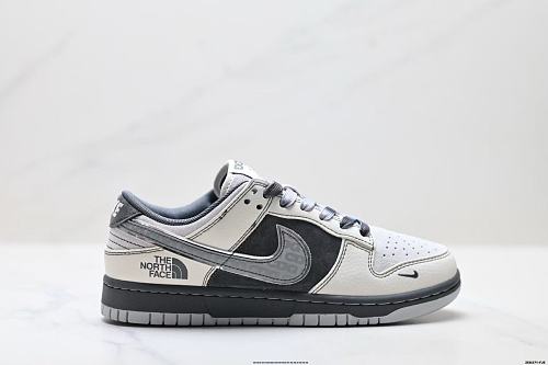 Footwear 241702560