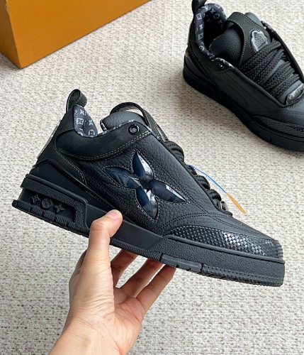 LV TRAINER - 193820982