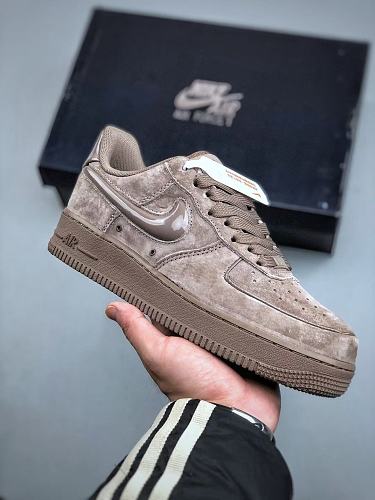 Footwear 241809171