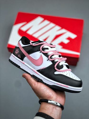 Footwear 241798366