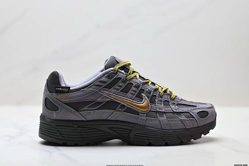 Footwear 242244377