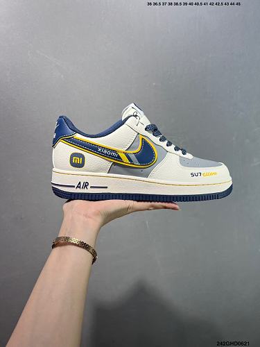 Footwear 241808810