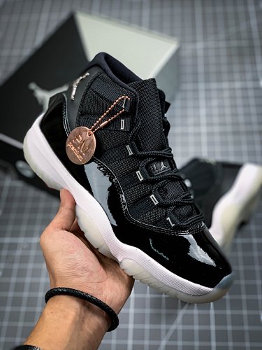 Air Jordan 11 - 184575381