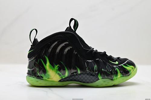 Footwear 242244741