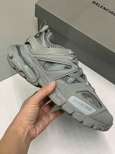 BALENCIAGA Sneakers - 183339291