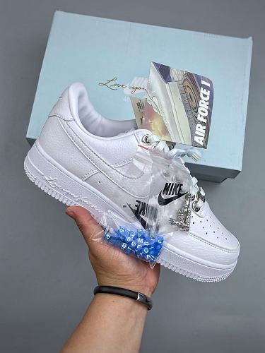 Footwear 241789372