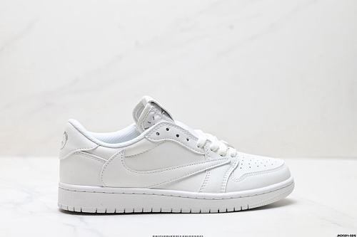 Footwear 242240401