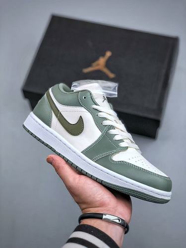Footwear 242239711