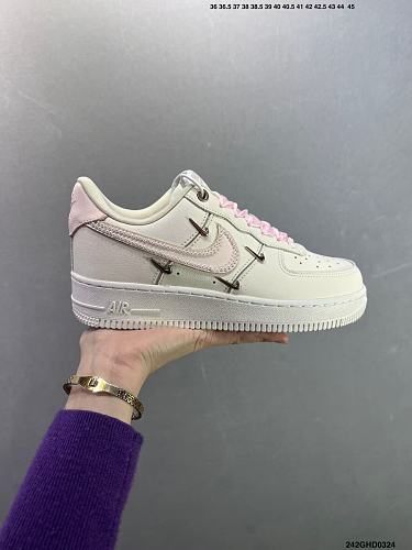 Footwear 241797054