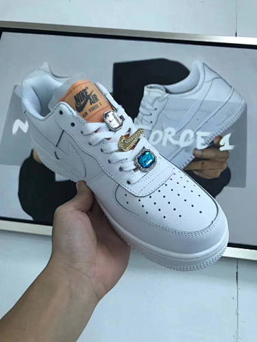 NIKE AIR FORCE 1 - 192806865