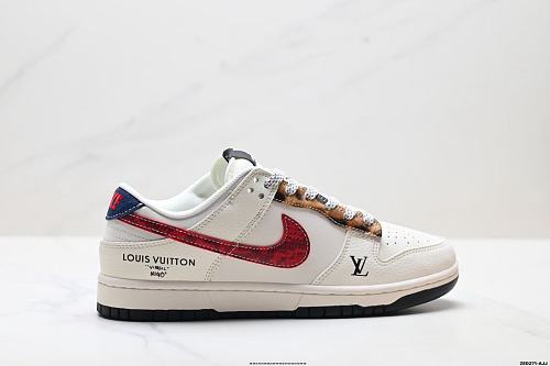 Footwear 241704007