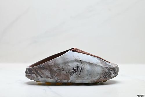 Footwear 242244320